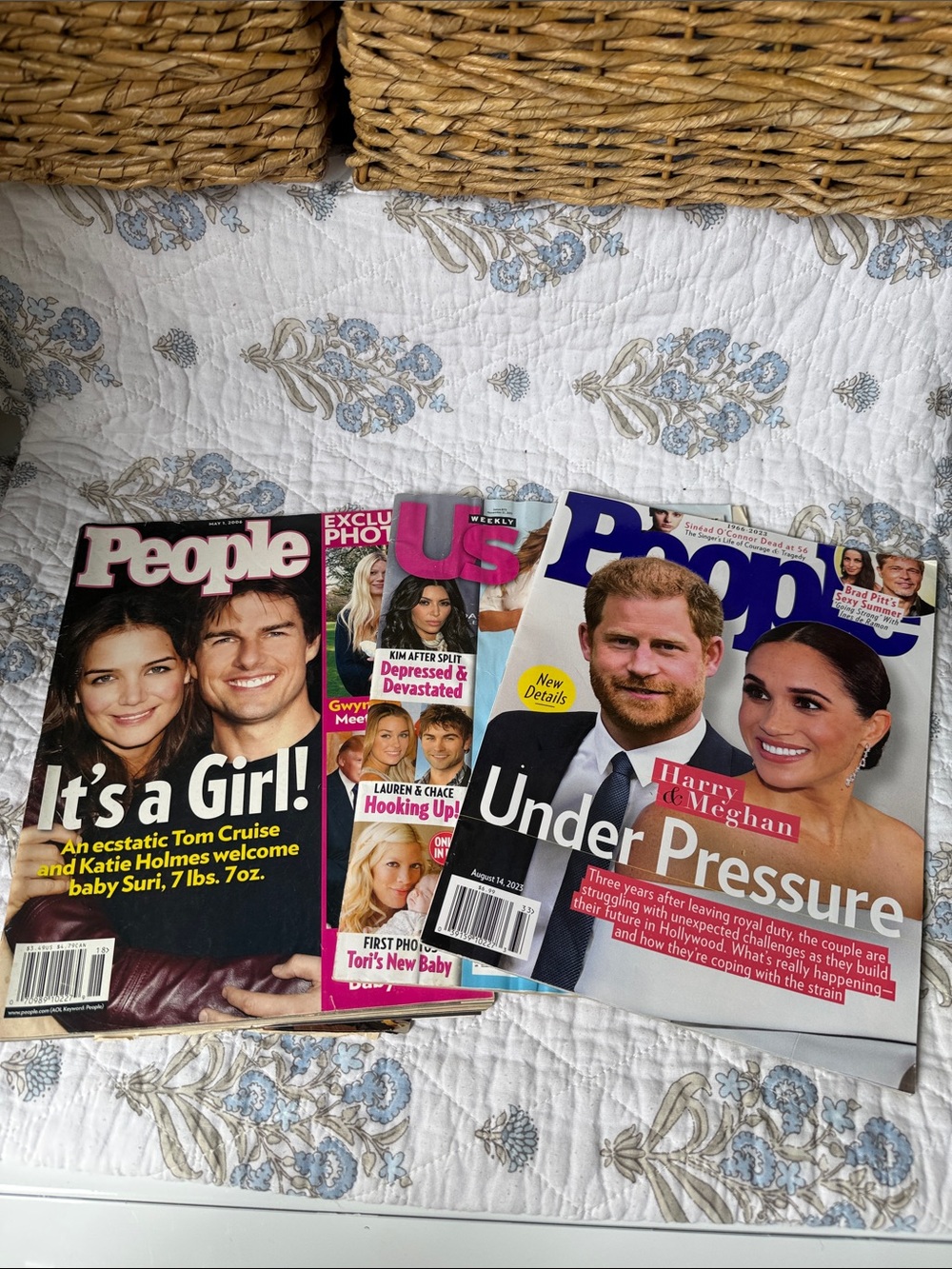 People magazine bundles.